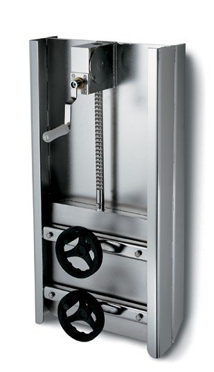 Búvónyílás négyszögletes guillotine ajtóval 350 x 400 mm (6015;6015 A)